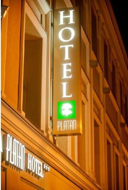 Hotel-Restauracja Platan Chrzanow Exterior photo
